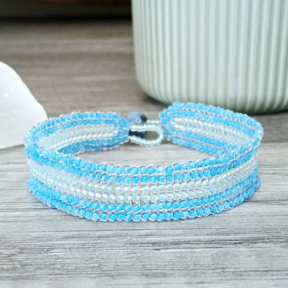 Boho Beaded Gemstone Bracelet, Blue Lace Agate Seed Bead Jewelry. 7"